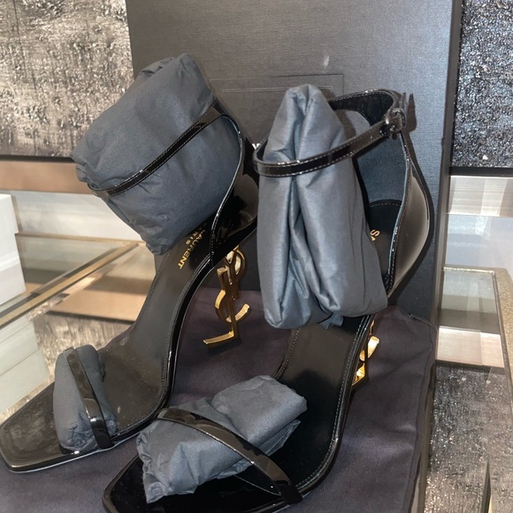 Opyum YSL Logo-Heel Sandals with Golden Hardware - Picture 7 of 9